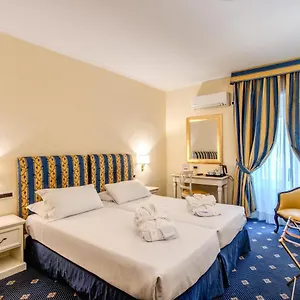 4* Hotel Napoleon
