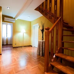 Trevi 41 Szálloda